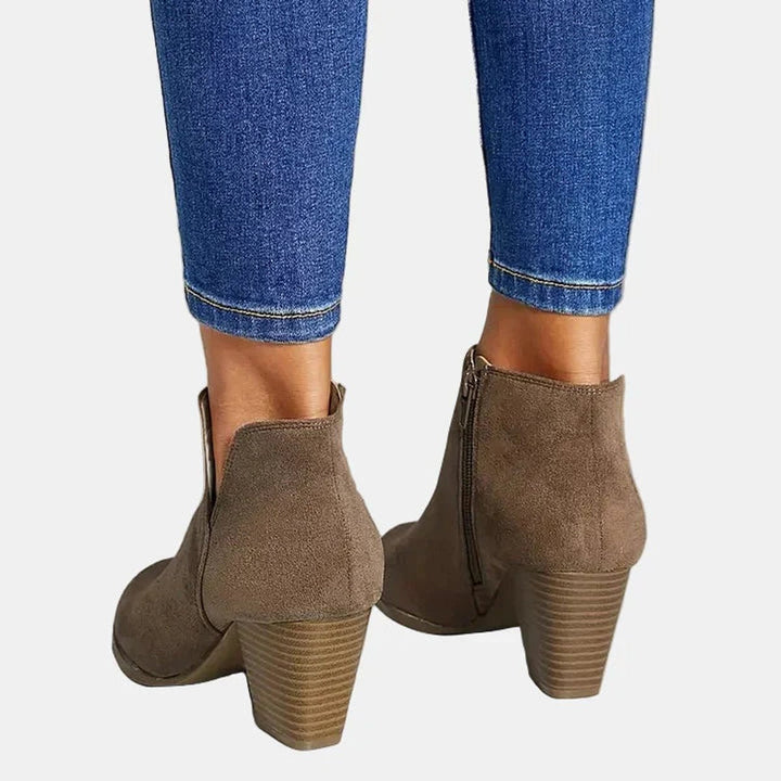 Wynne | Women's Orthopedic-Style Cushioned Boots for Long Days, image 4